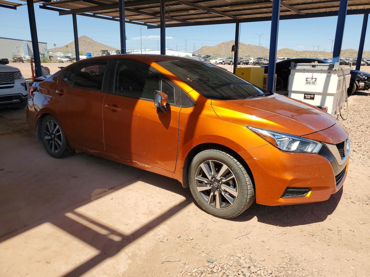 2021 Nissan Versa Sv - Image 4