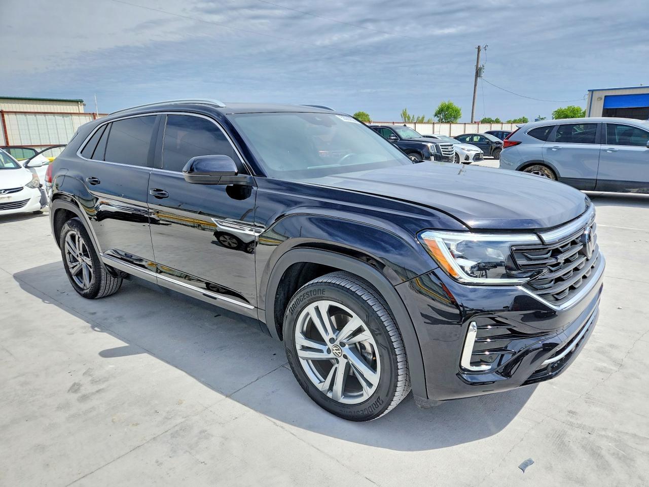 2024 Volkswagen Atlas Cross Sport Sel R-Line - Фото 4