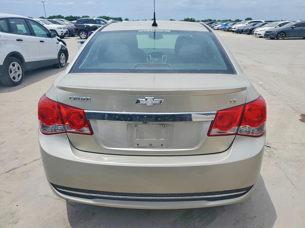 2014 Chevrolet Cruze Lt - Image 6