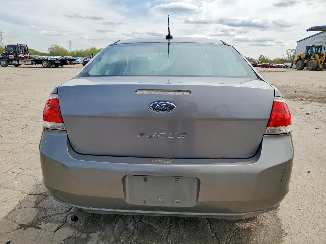 2011 Ford Focus S - Image 6
