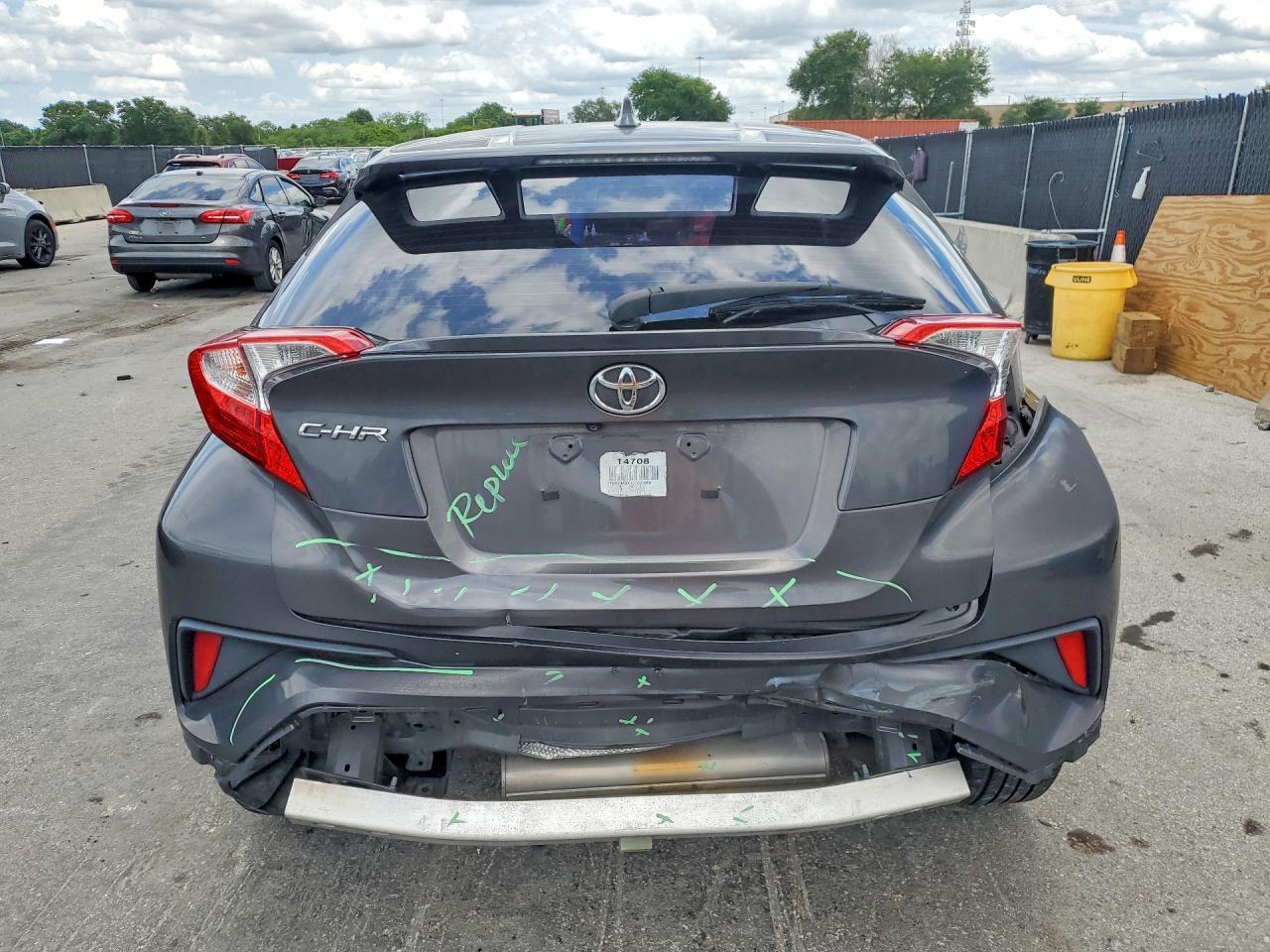 2018 Toyota C-Hr Xle - Image 6