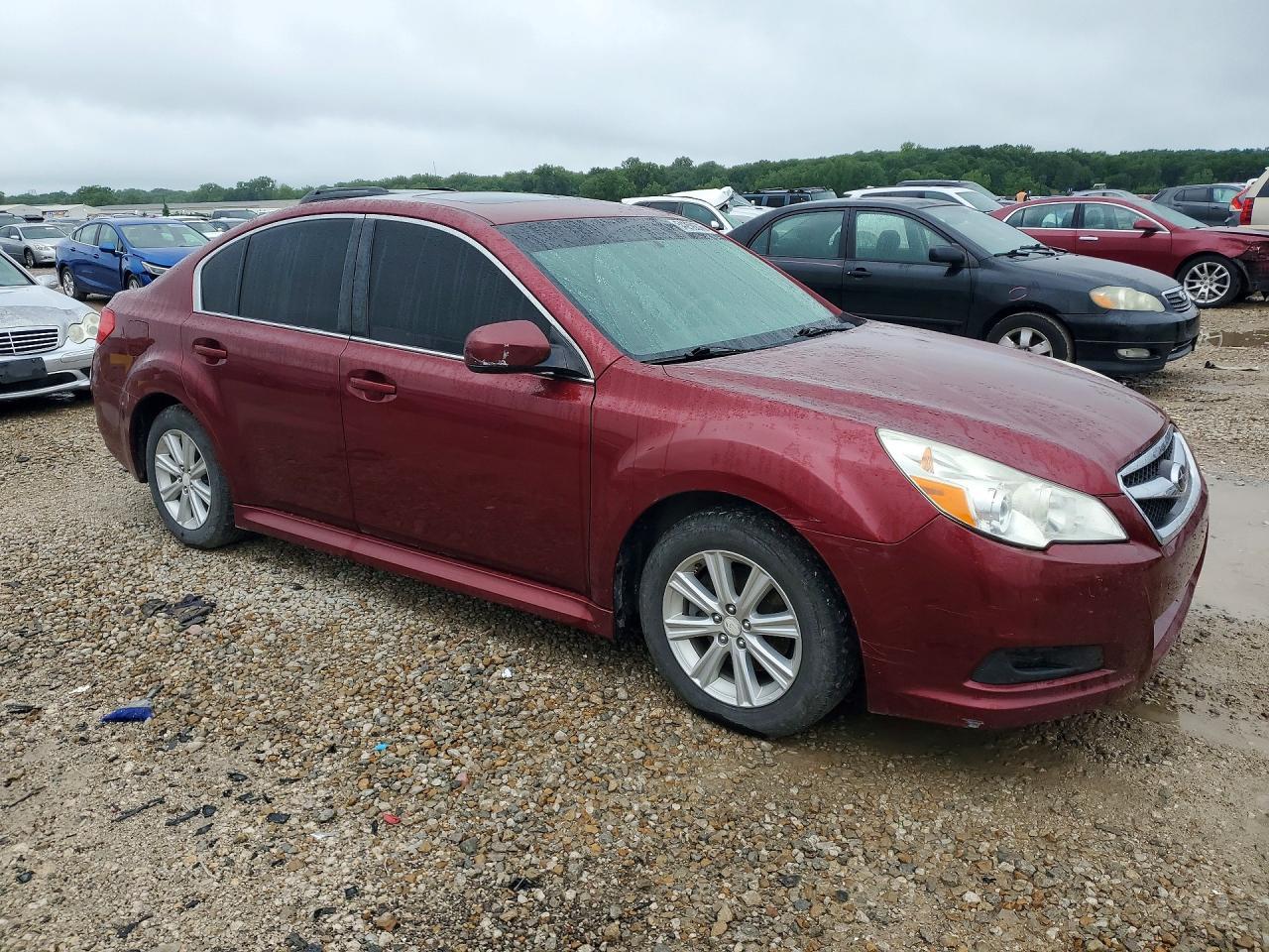 2010 Subaru Legacy 2.5I Premium - Image 4