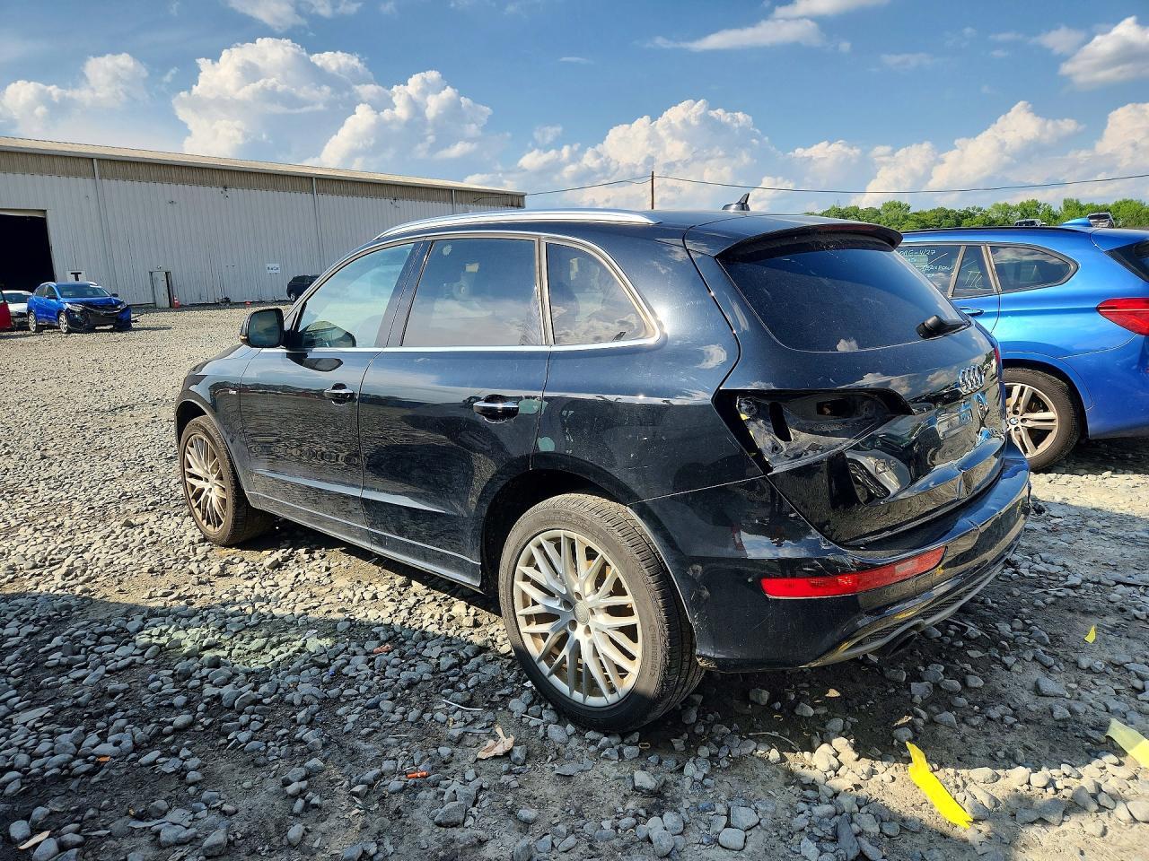 2017 Audi Q5 Premium Plus - Image 2