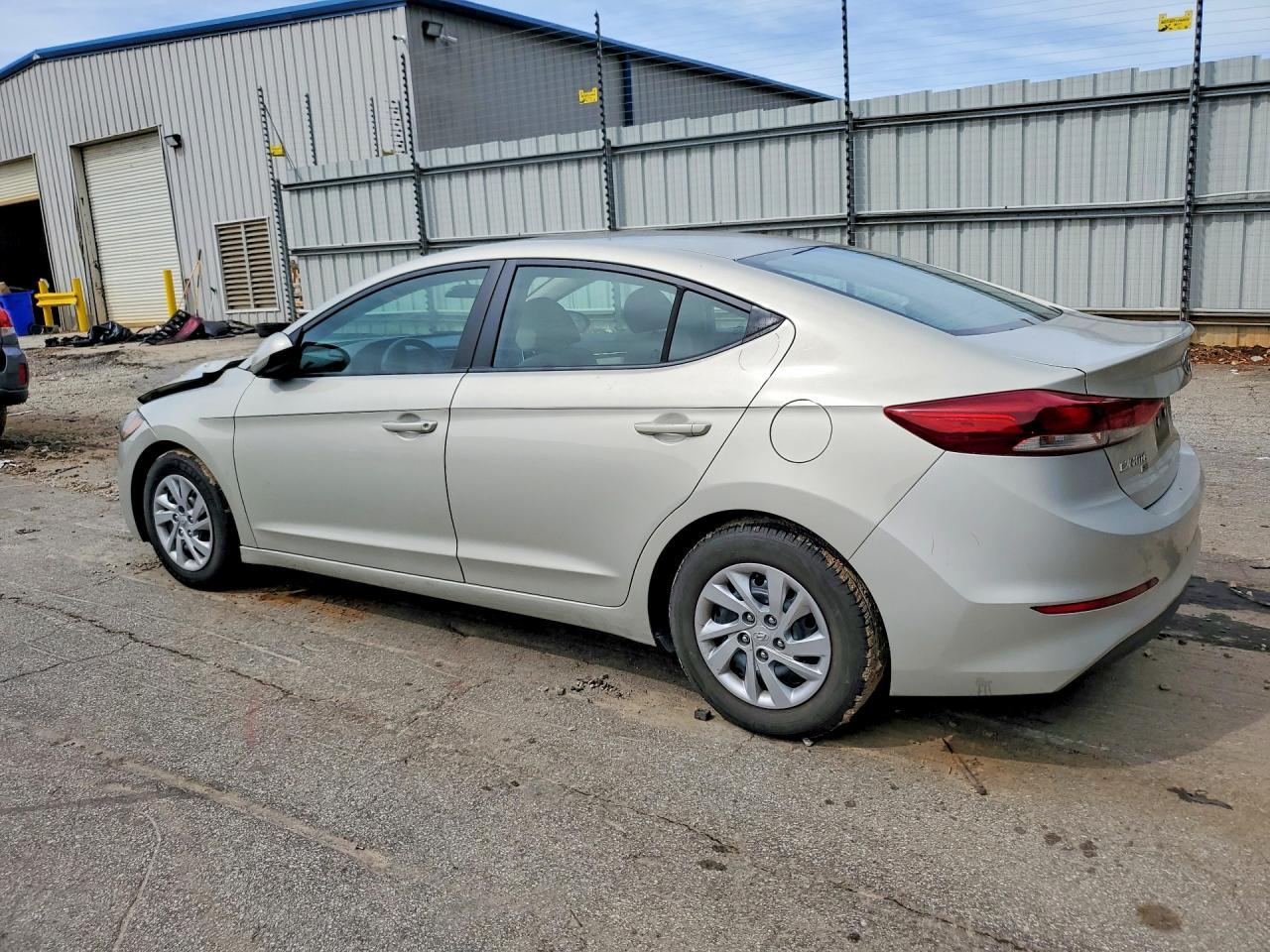 2018 Hyundai Elantra Se - Фото 2