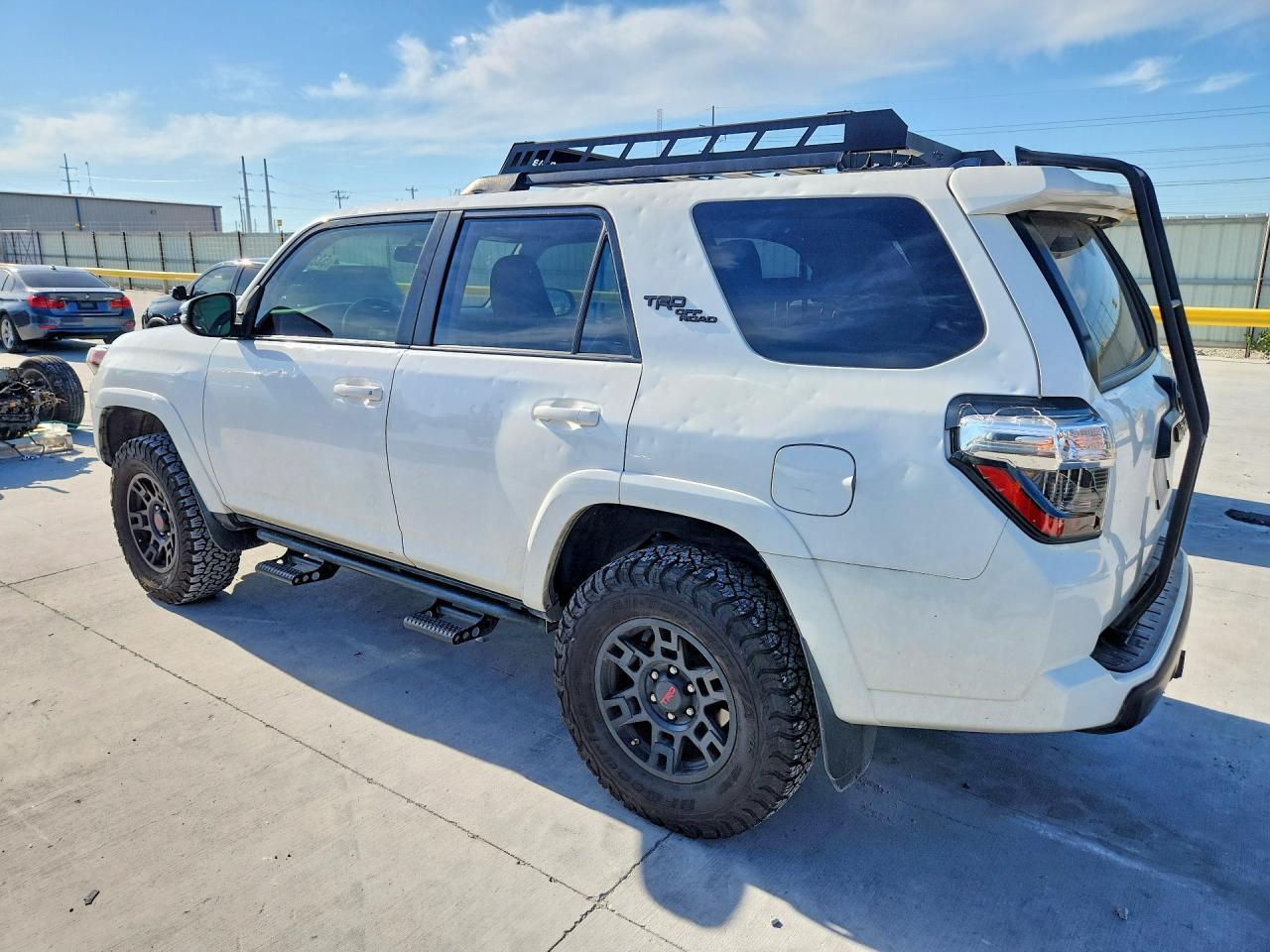 2019 Toyota 4Runner - Image 2