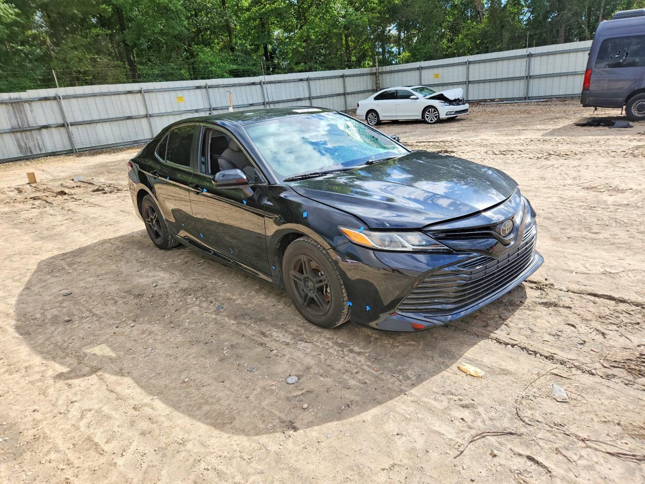 2019 Toyota Camry L - Image 4