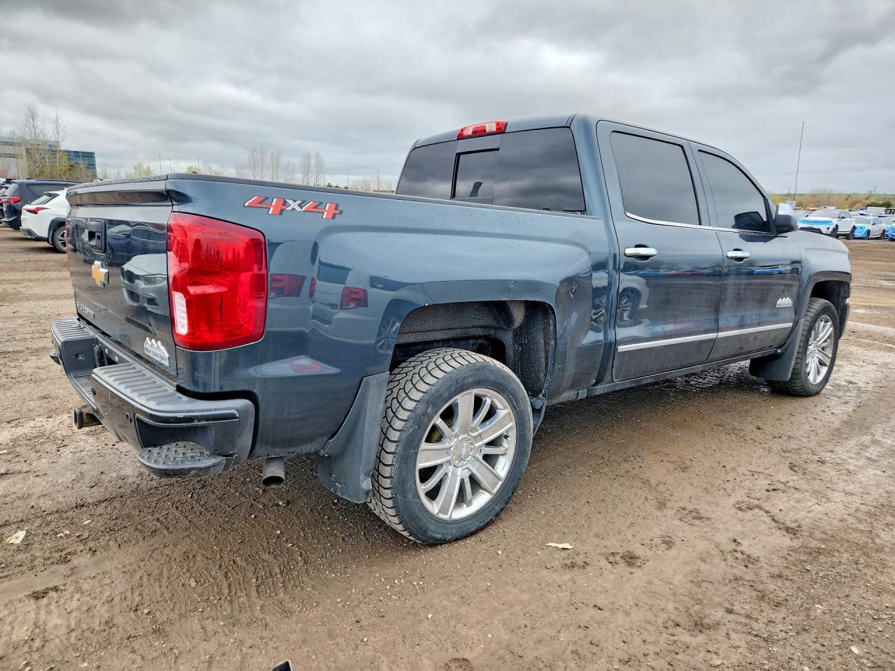 2017 Chevrolet Silverado K1500 High Country - Image 3