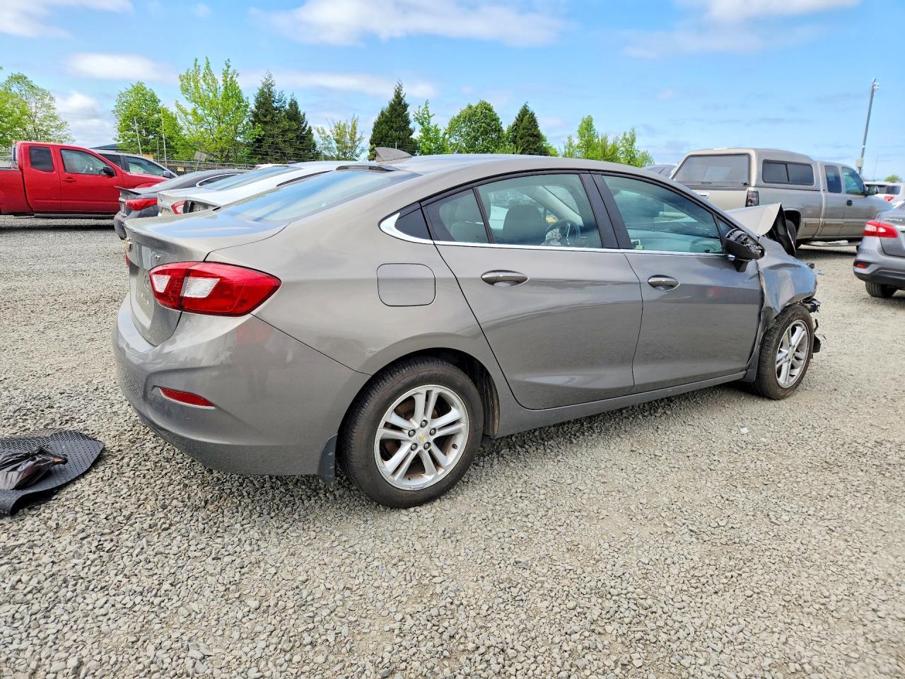 2018 Chevrolet Cruze Lt - Фото 3