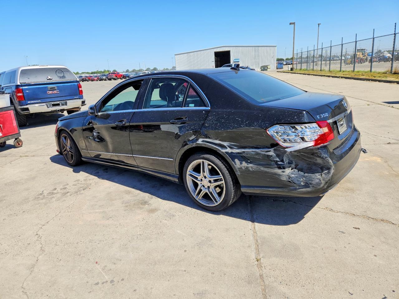 2011 Mercedes-Benz E 350 - Фото 2