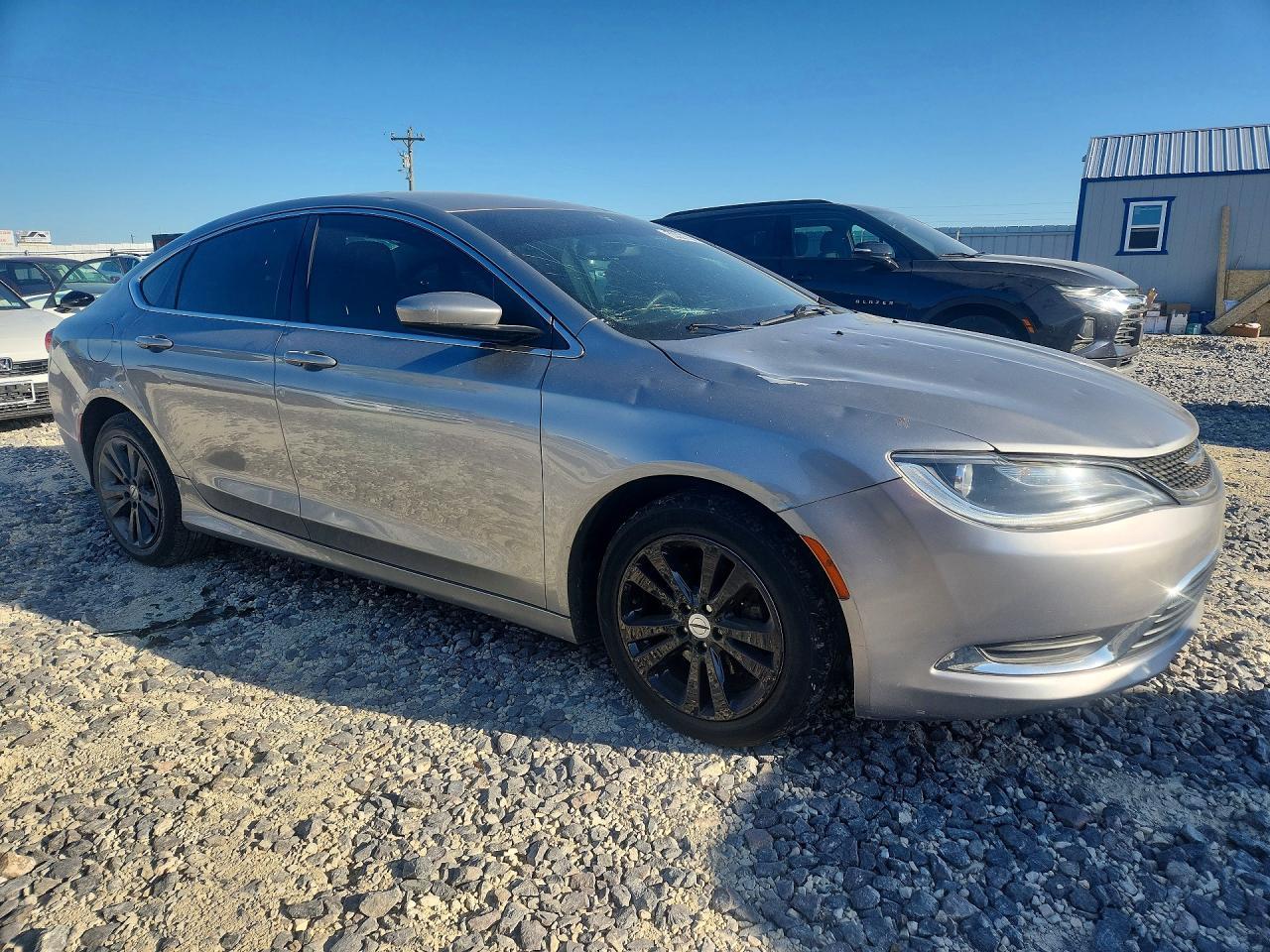 2016 Chrysler 200 Limited - Image 4