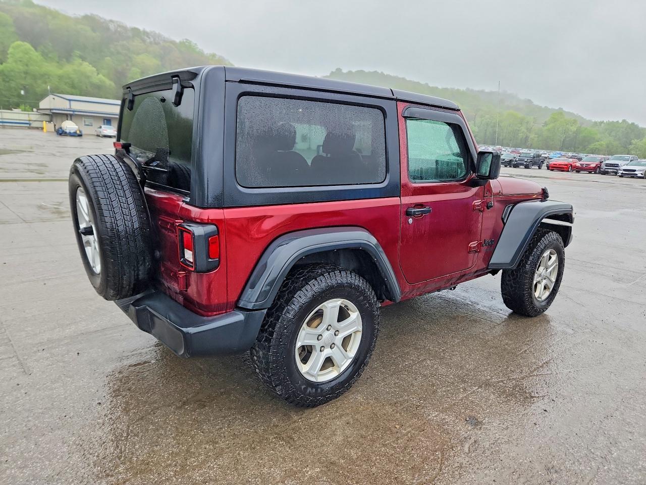 2021 Jeep Wrangler Sport - Фото 3