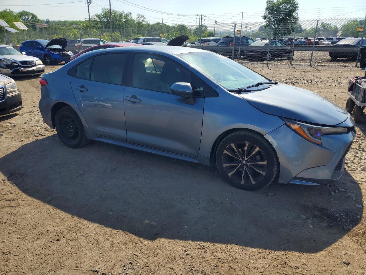 2021 Toyota Corolla Le - Image 4