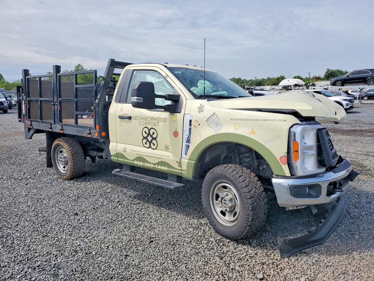 2023 Ford F350 Super Duty - Фото 4