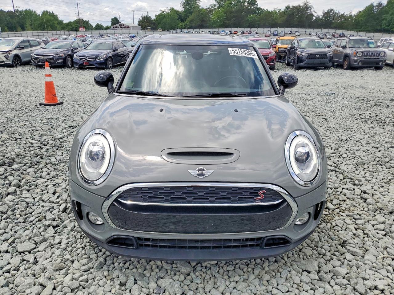 2017 Mini Cooper S Clubman - Image 5