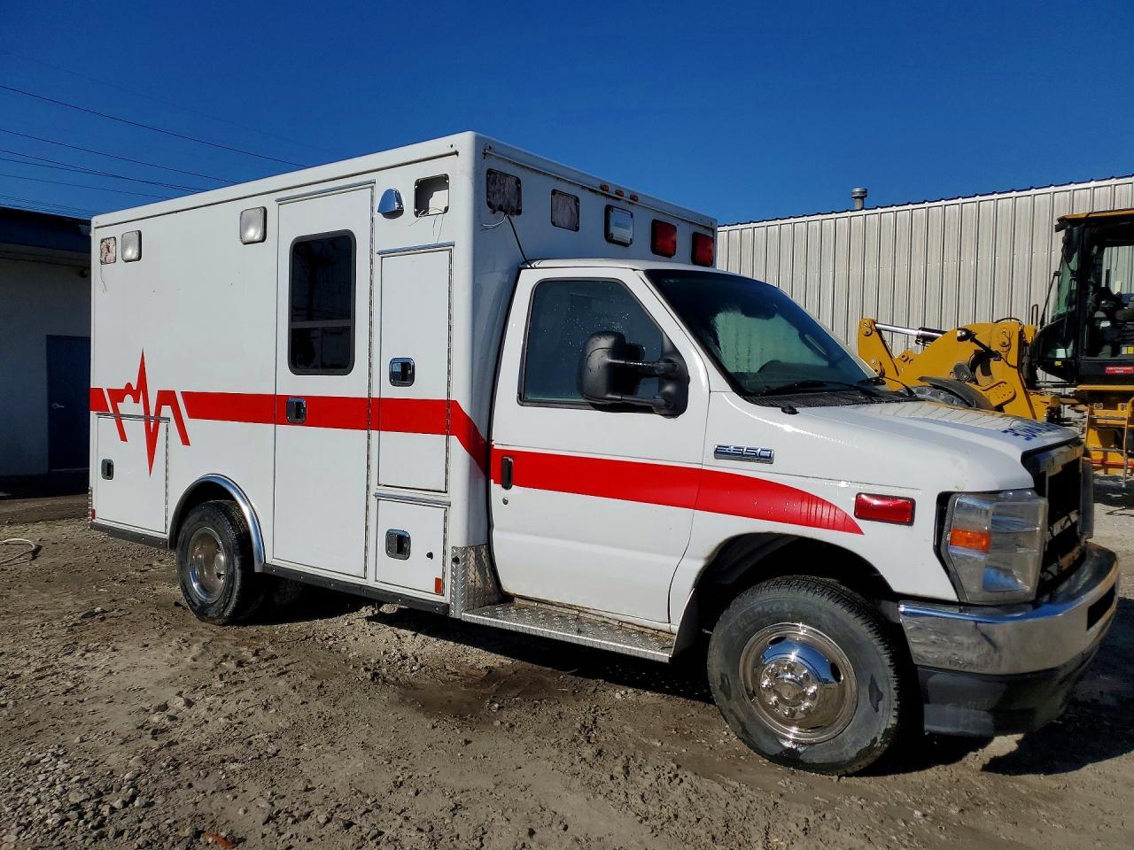 2021 Ford Econoline E350 Sd Ambulance - Фото 4
