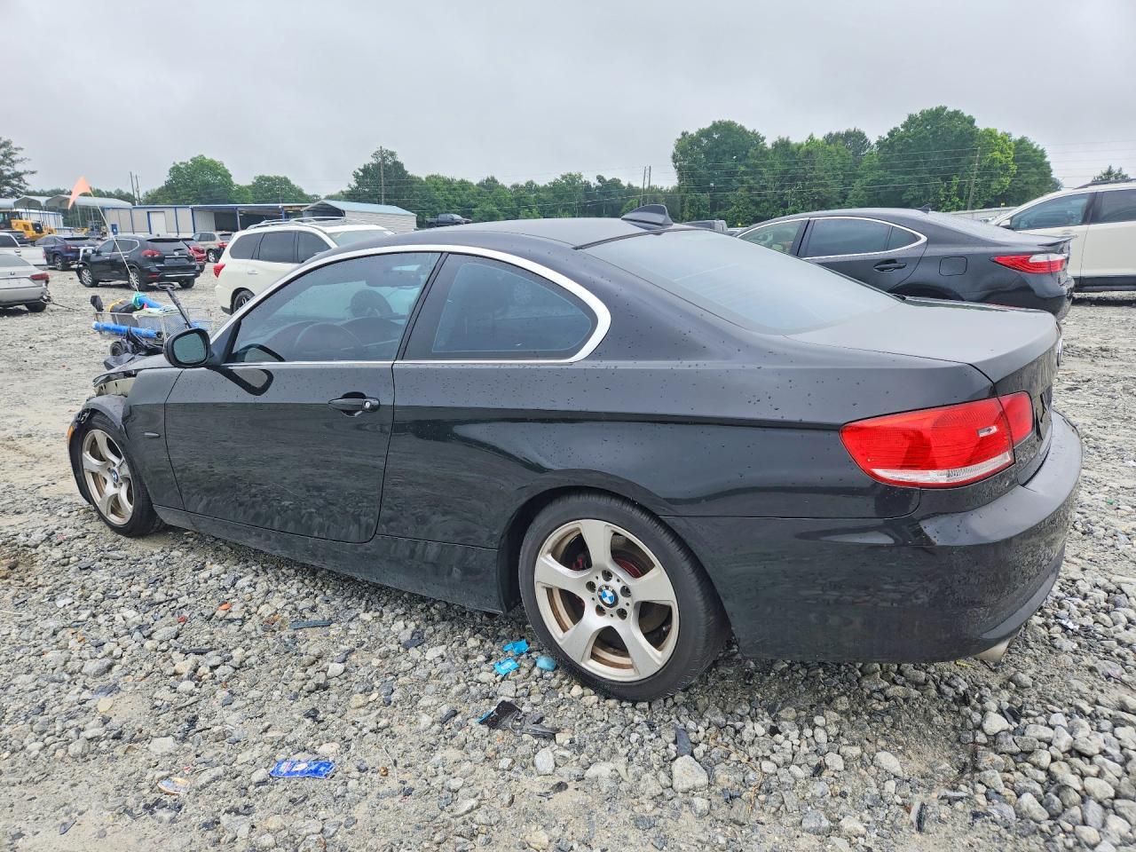 2010 BMW 328I - Image 2