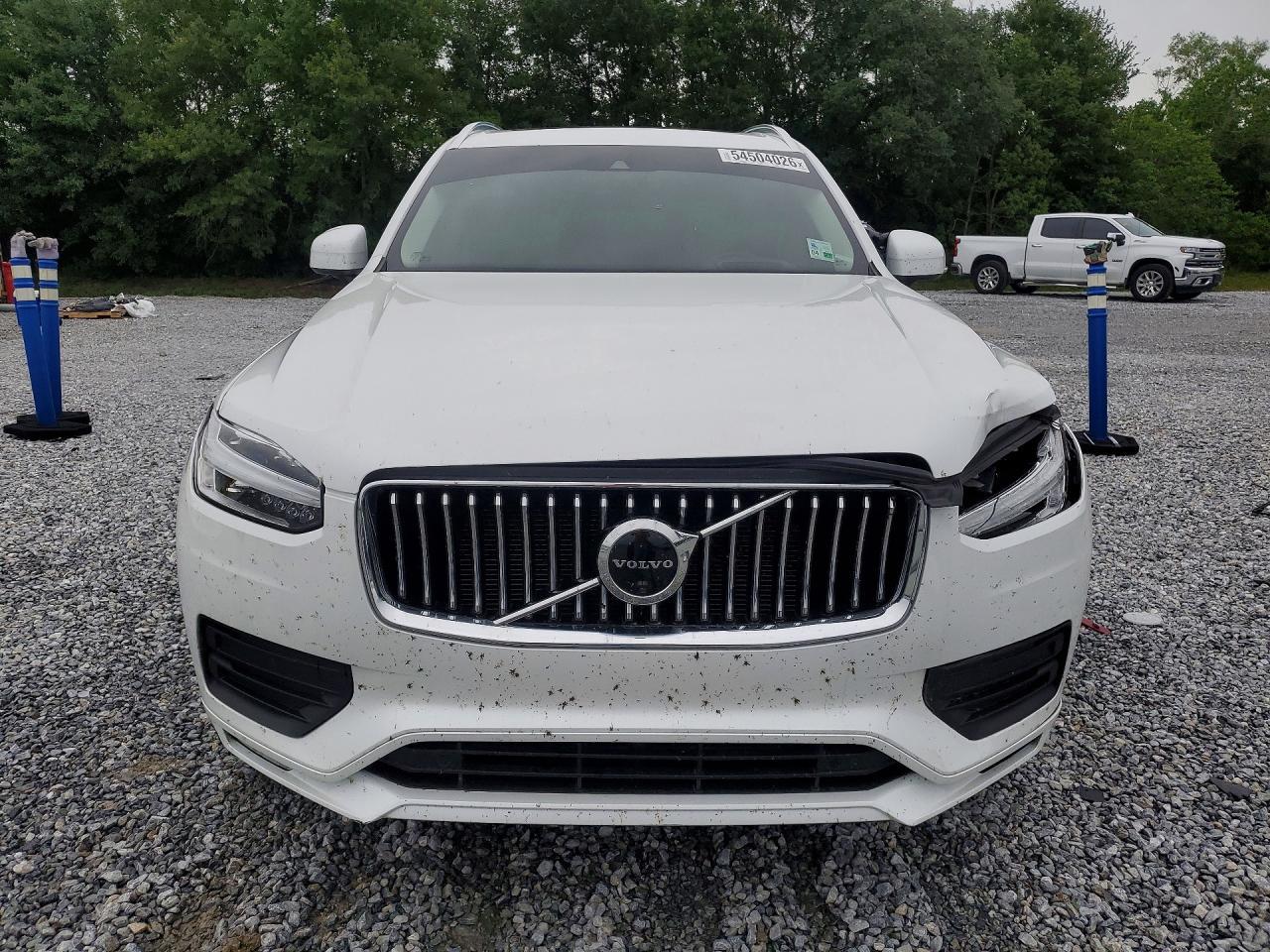 2022 Volvo Xc90 T6 Momentum - Image 5