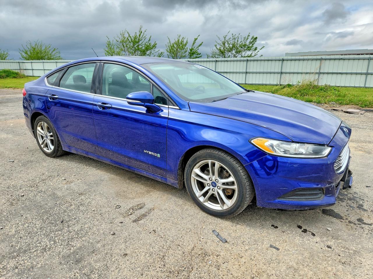2016 Ford Fusion Se Hybrid - Image 4