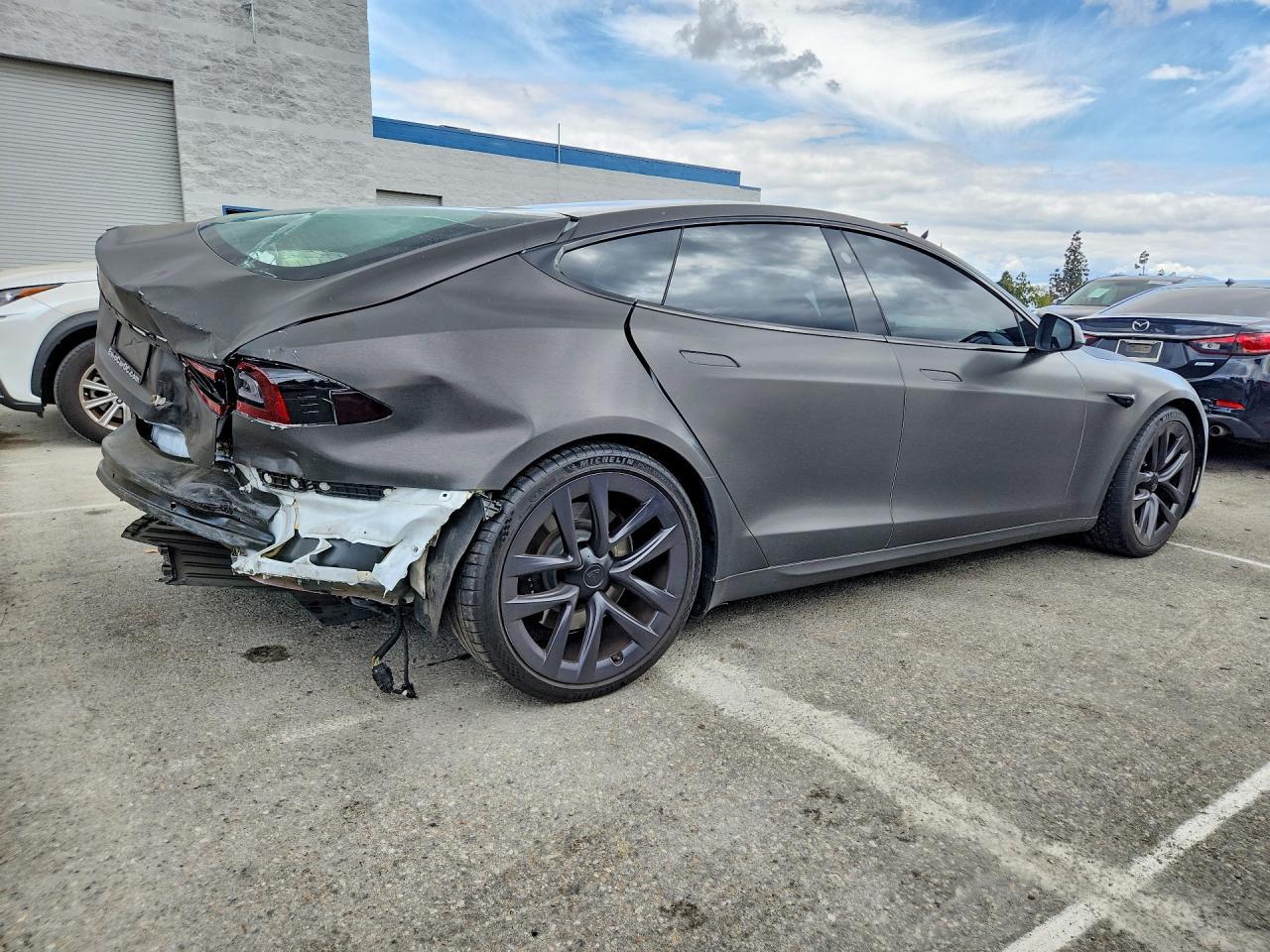 2021 Tesla Model S - Фото 3