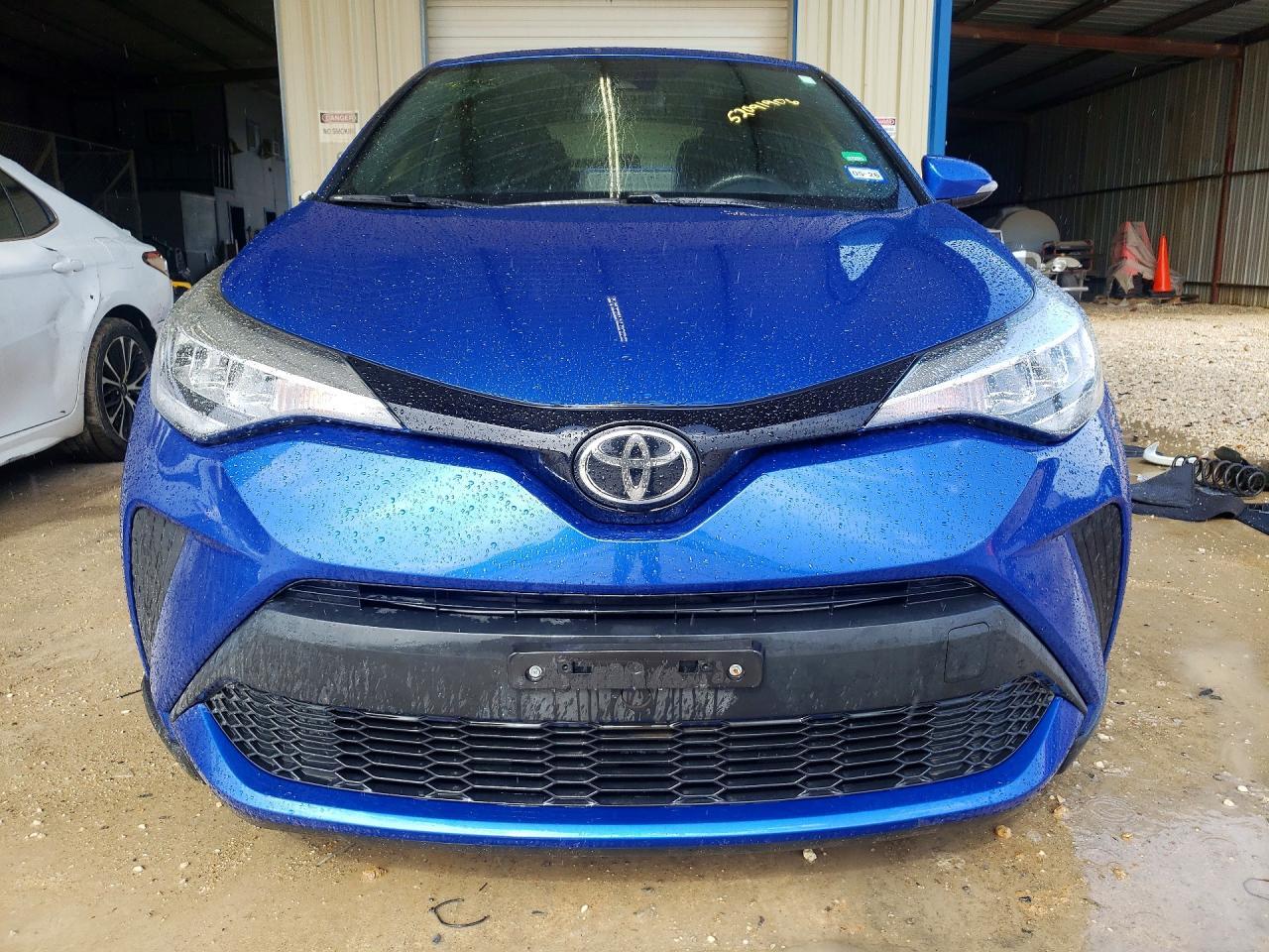 2021 Toyota C-Hr Xle - Image 5