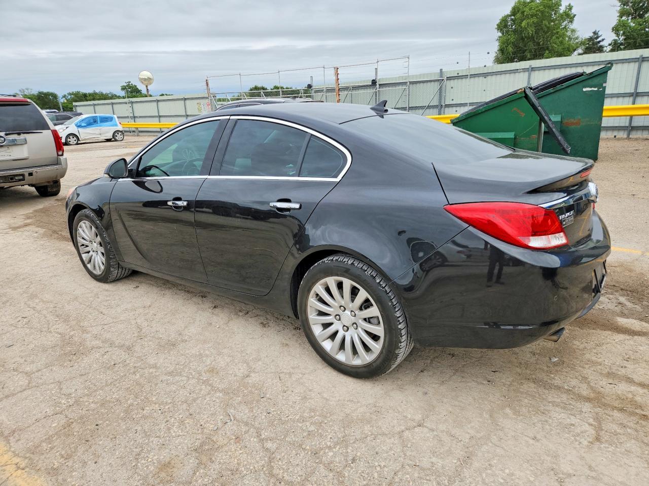 2013 Buick Regal Premium - Image 2