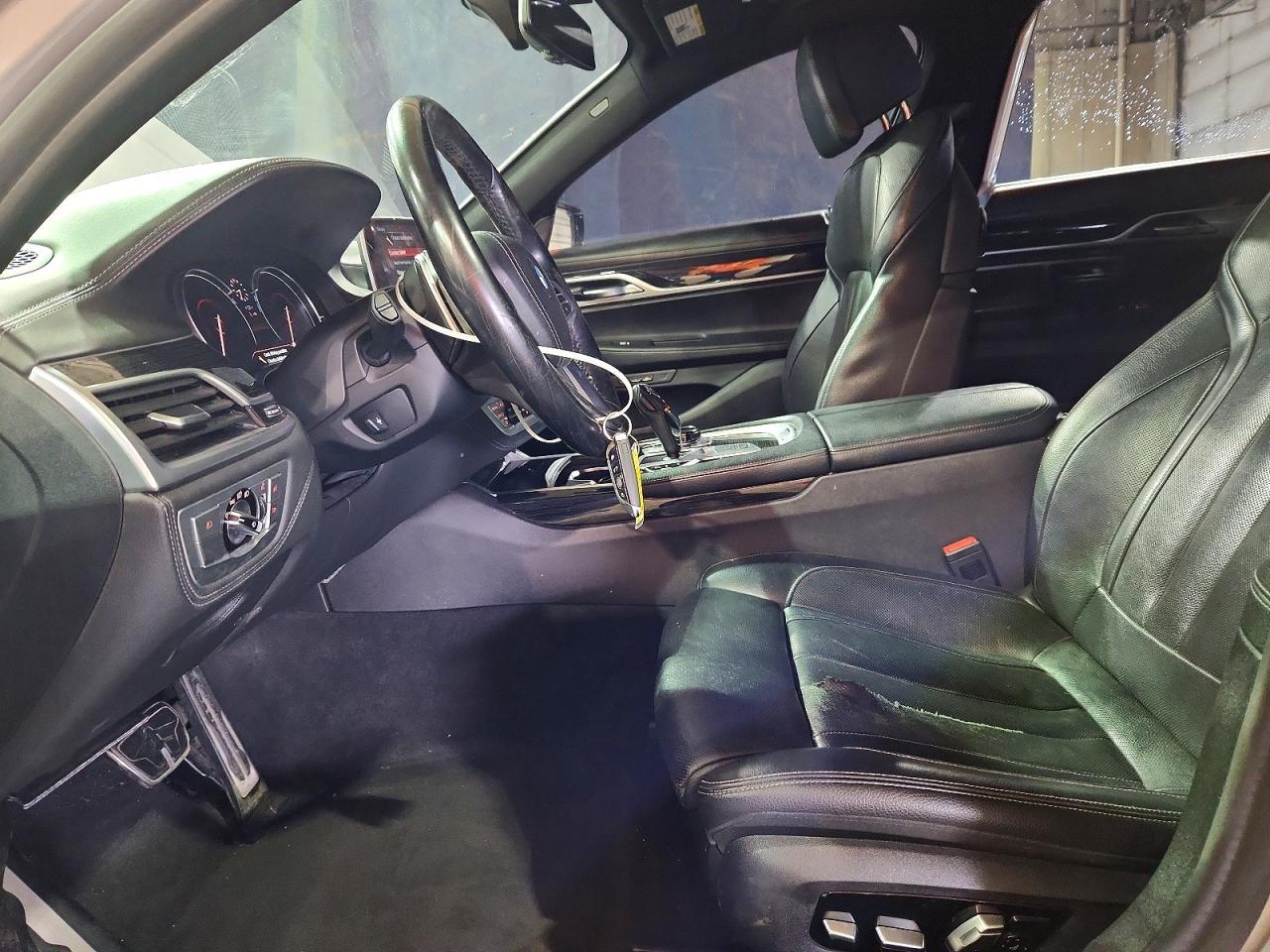2019 BMW 740 I - Фото 7