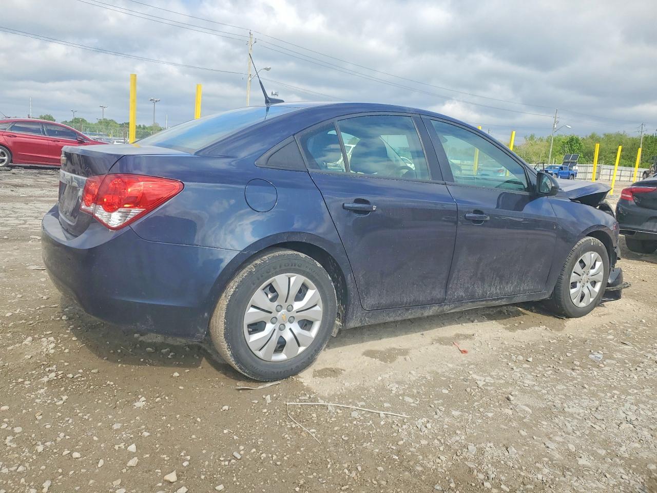 2014 Chevrolet Cruze - Image 3