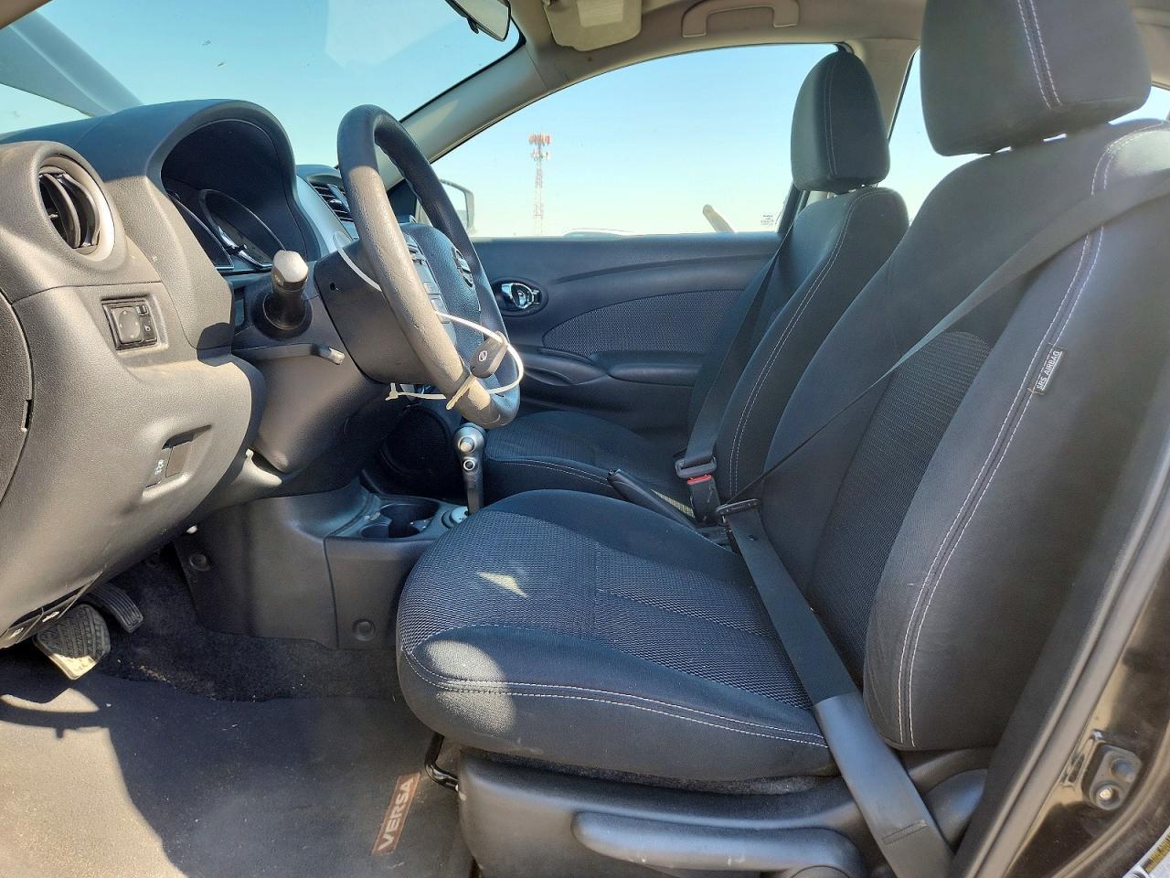 2015 Nissan Versa 1.6 Sv - Image 7