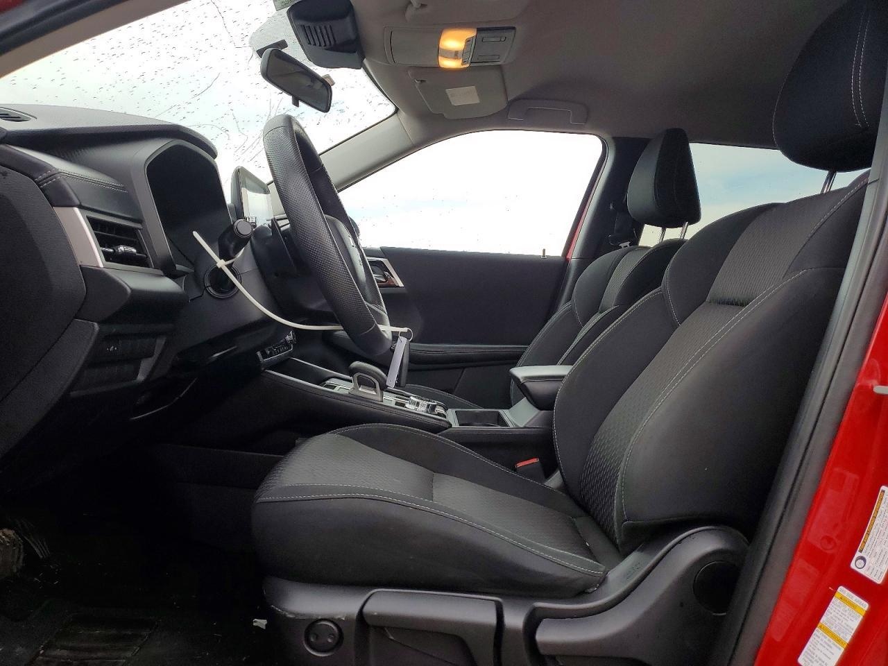 2022 Mitsubishi Outlander - Фото 7