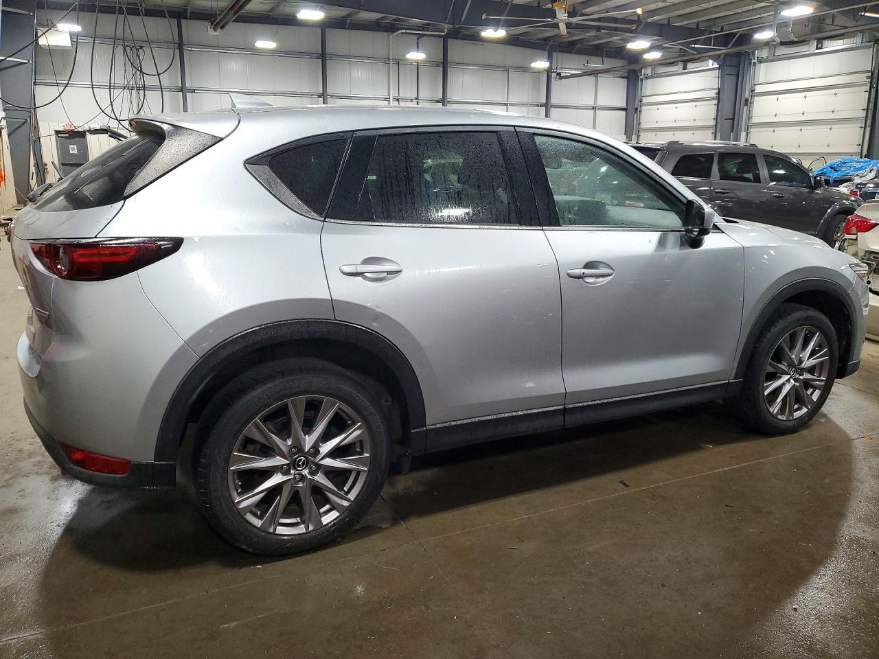2019 Mazda Cx-5 Grand Touring - Фото 3