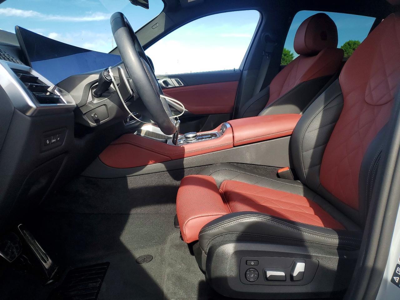 2025 BMW X6 xDrive40I - Фото 7