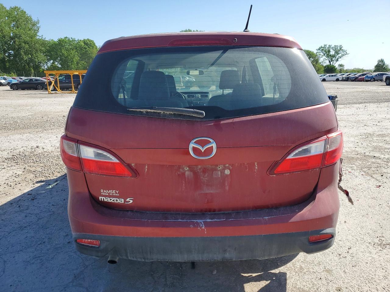 2013 Mazda 5 - Image 6