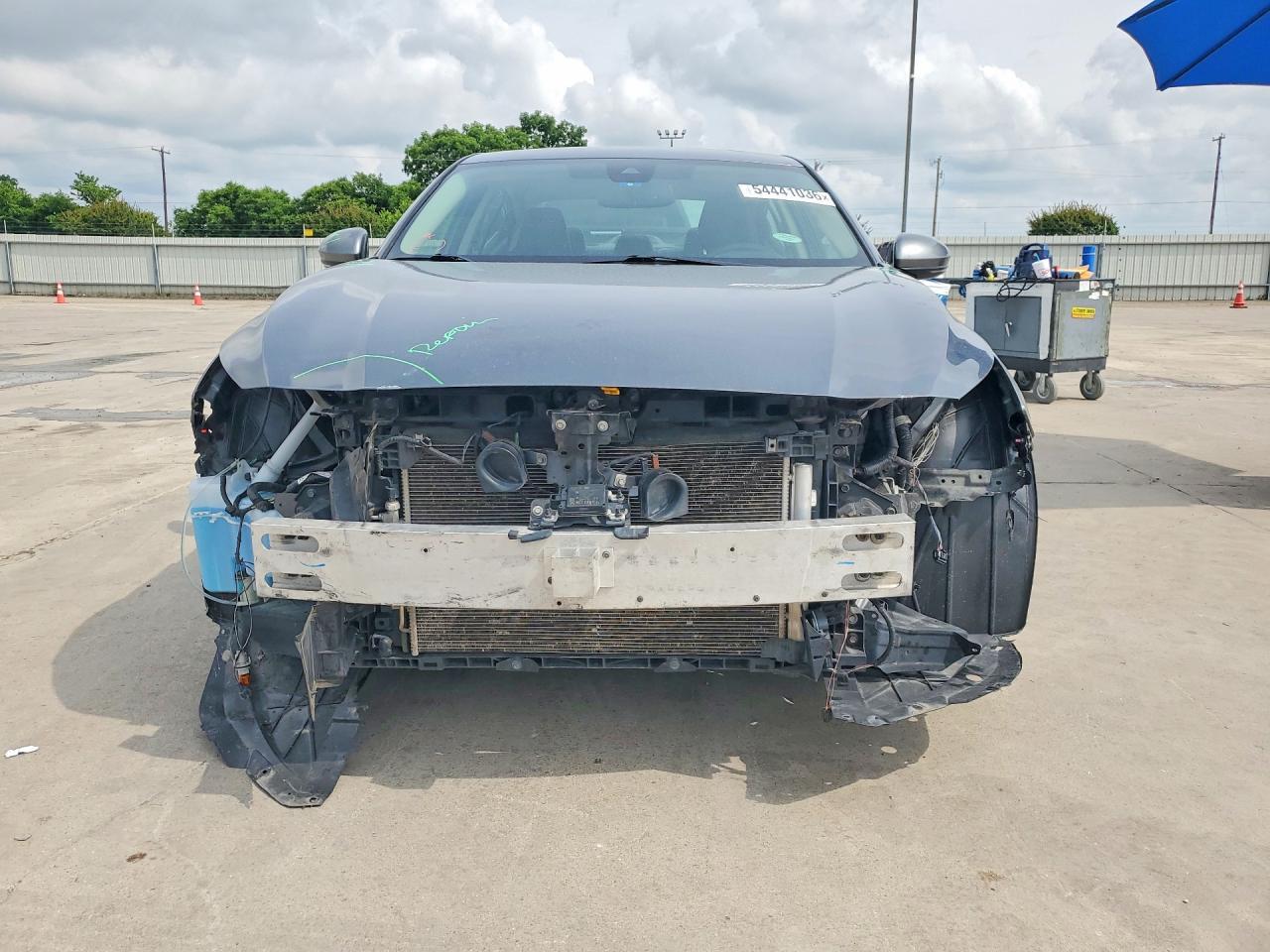 2019 Nissan Altima Sl - Image 5