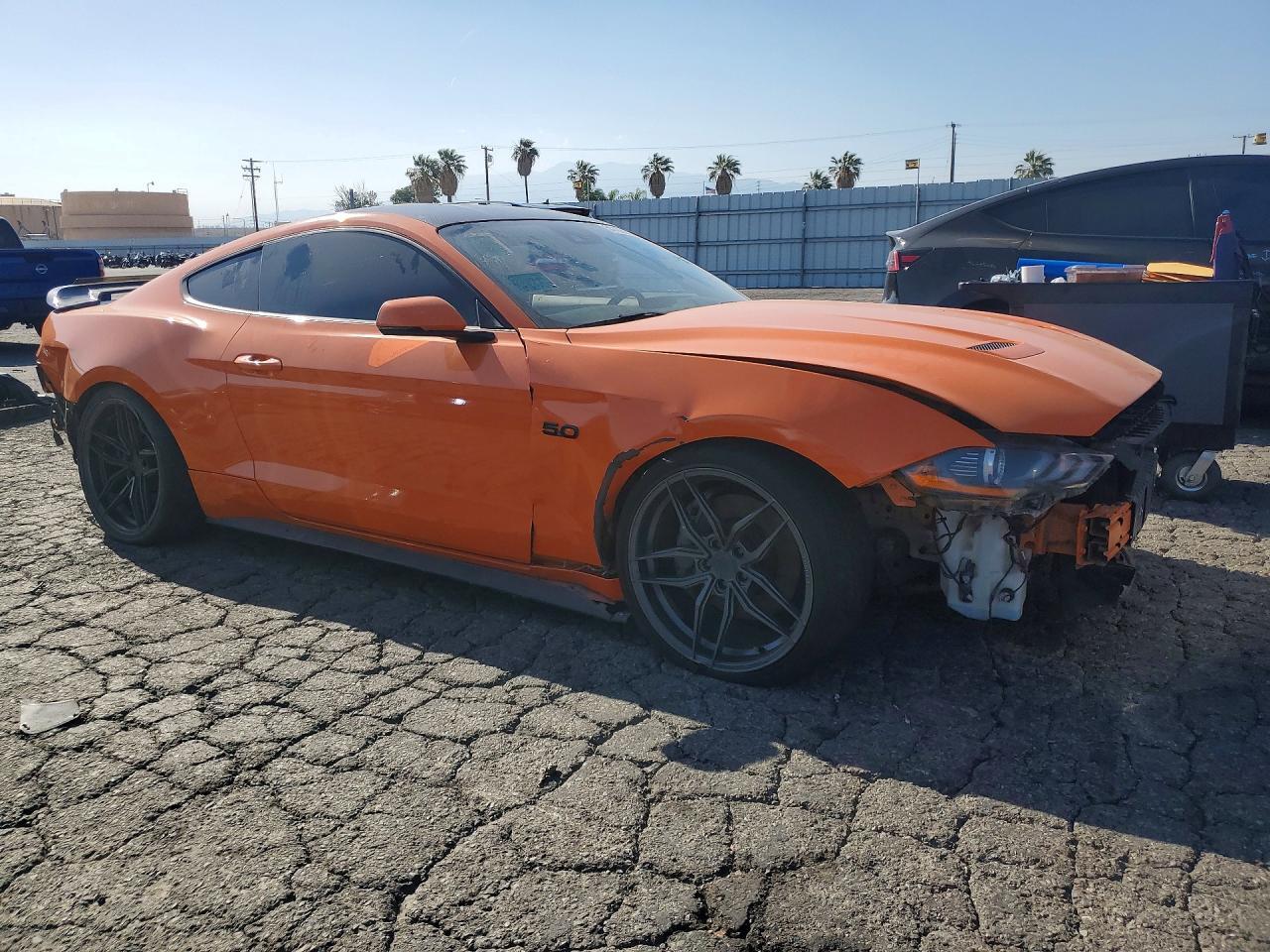 2020 Ford Mustang Gt - Фото 4
