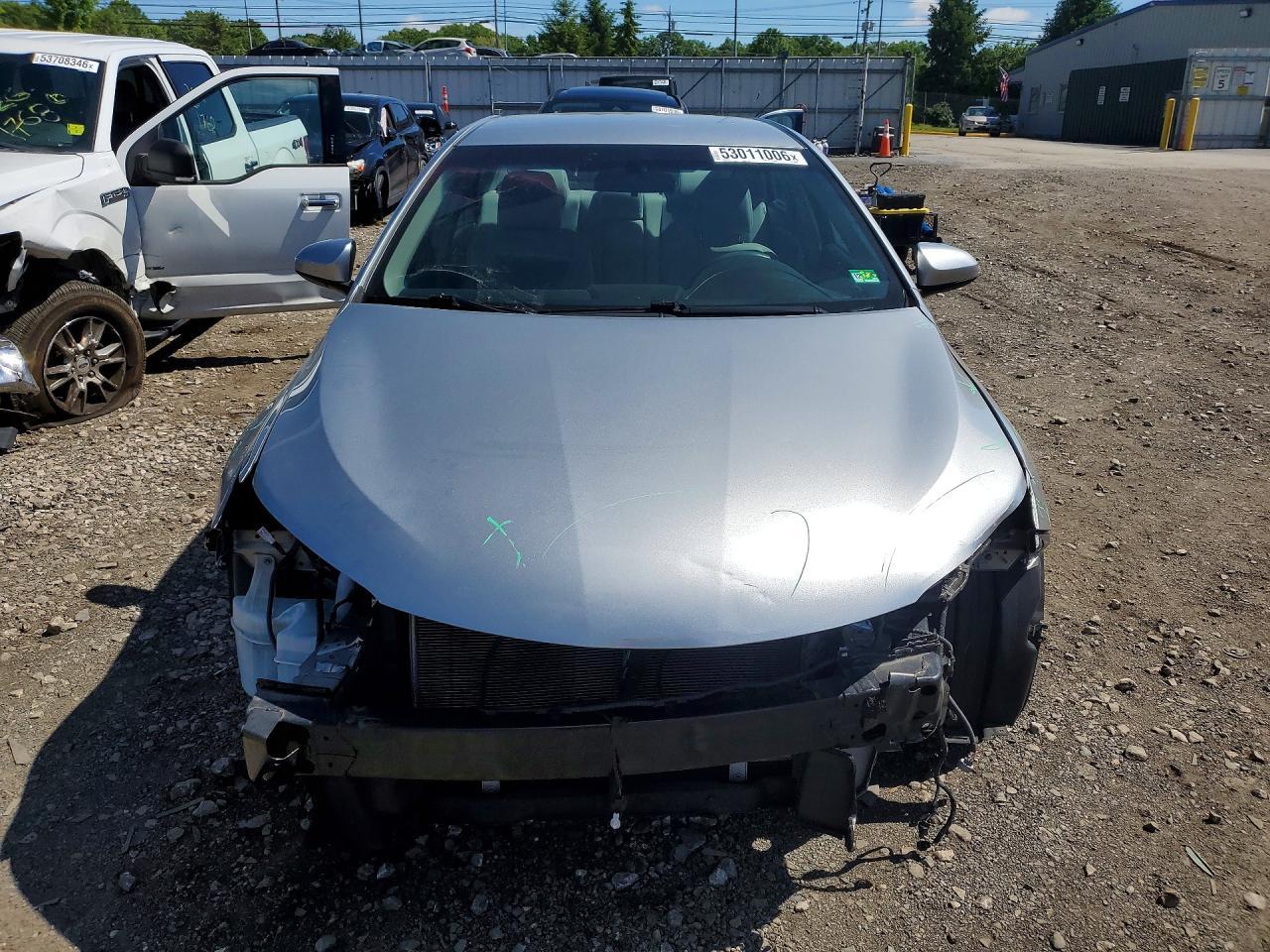 2016 Toyota Camry Le - Фото 5