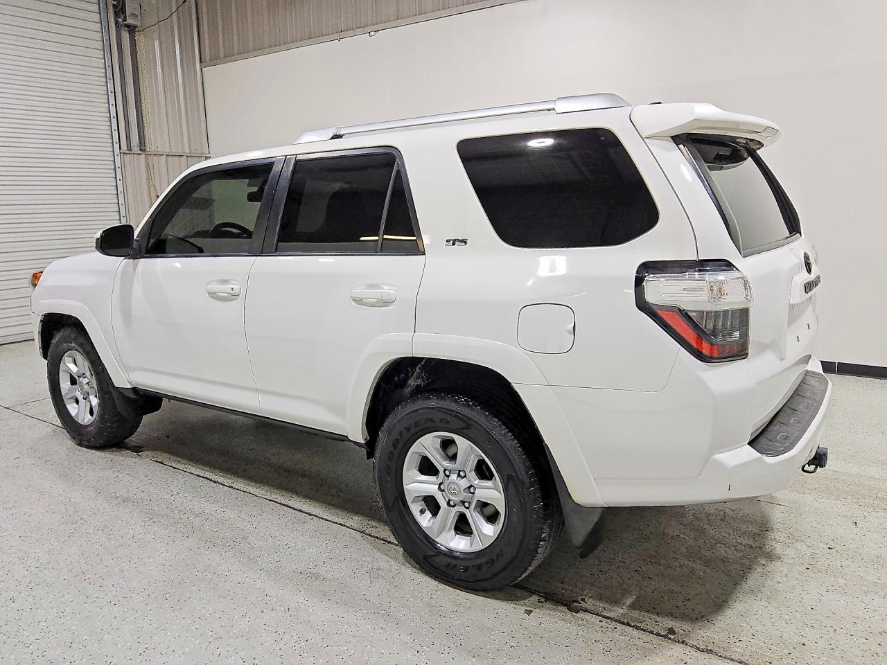 2018 Toyota 4Runner Sr5 - Фото 2