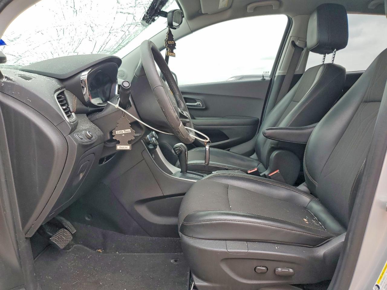 2022 Chevrolet Trax 1Lt - Image 7
