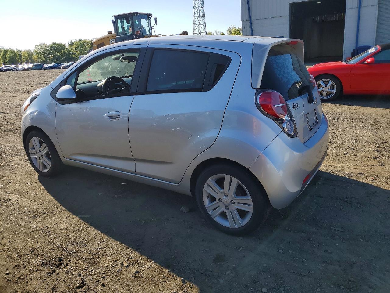 2014 Chevrolet Spark - Фото 2