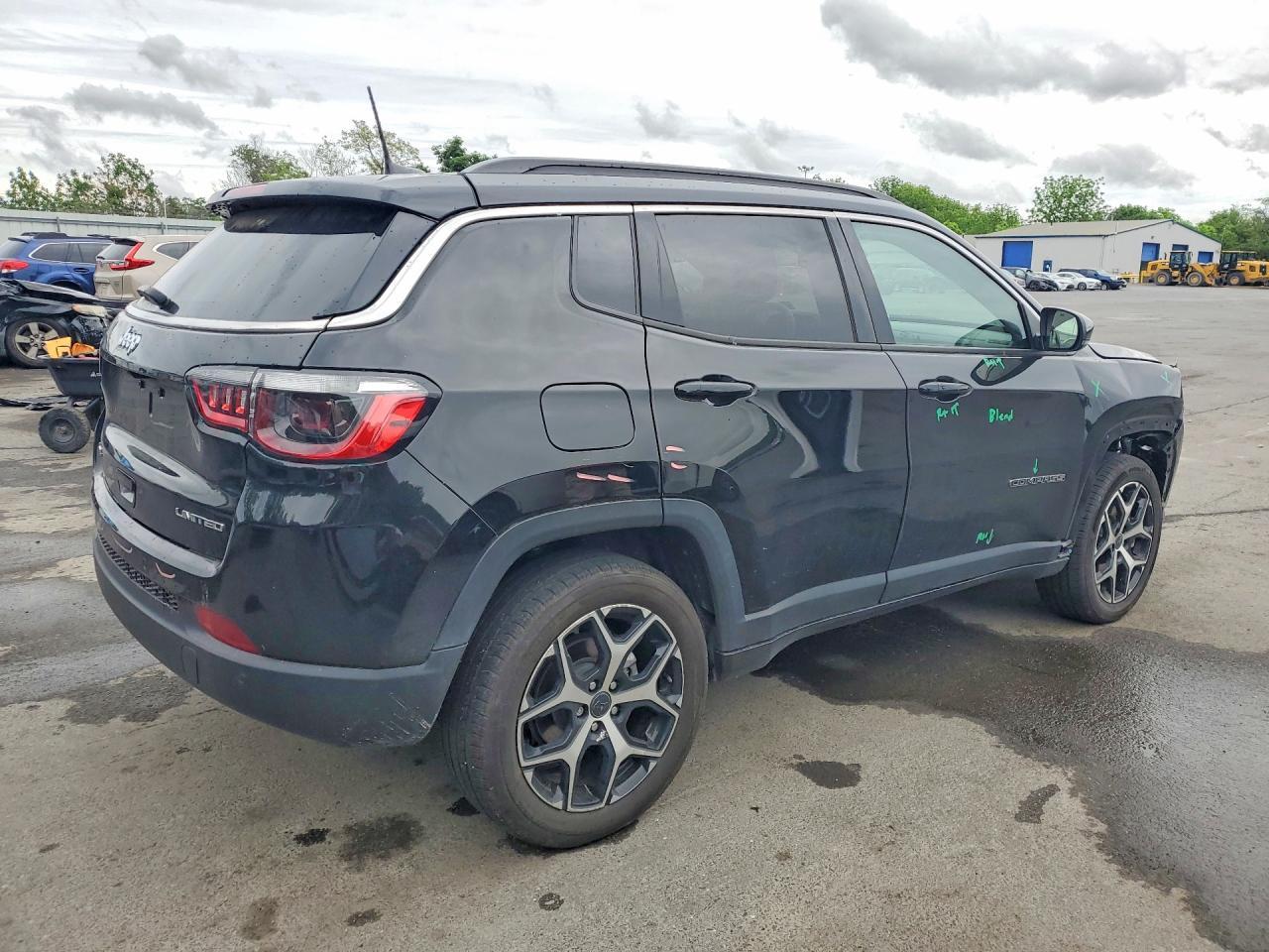 2025 Jeep Compass Limited - Фото 3