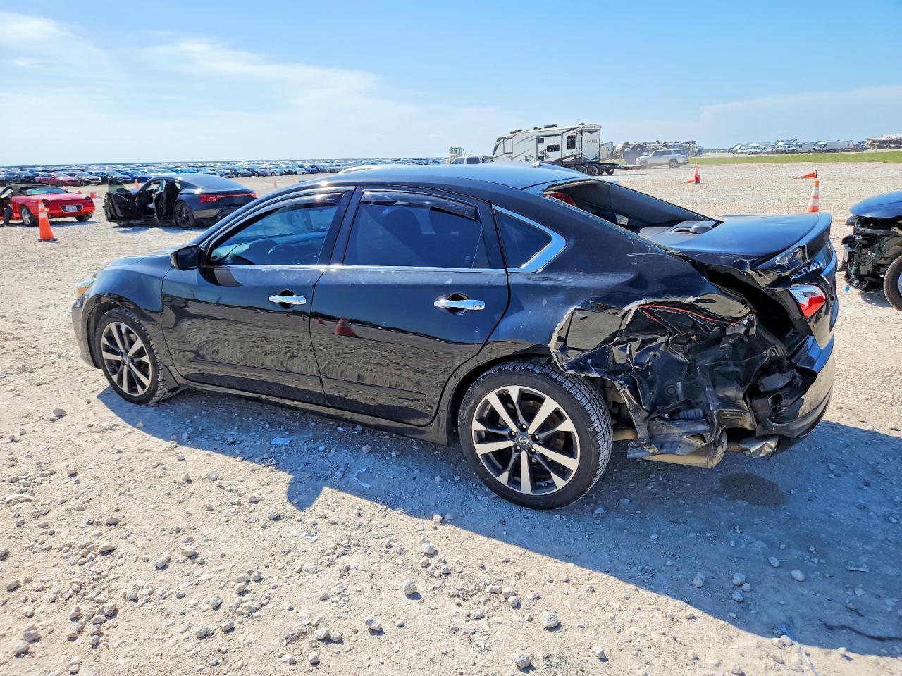 2016 Nissan Altima 2.5 Sr - Фото 2
