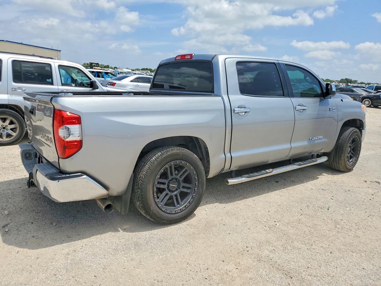 2014 Toyota Tundra Crewmax Limited - Image 3