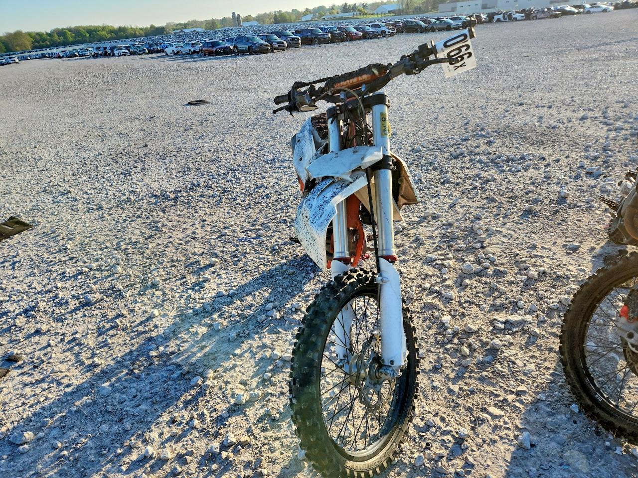2022 Ktm Dirt Bike - Image 2