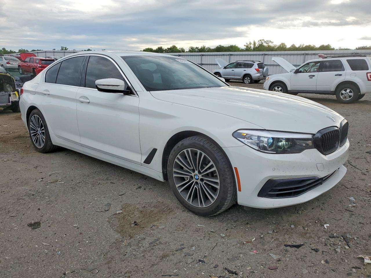 2019 BMW 540 I - Фото 4