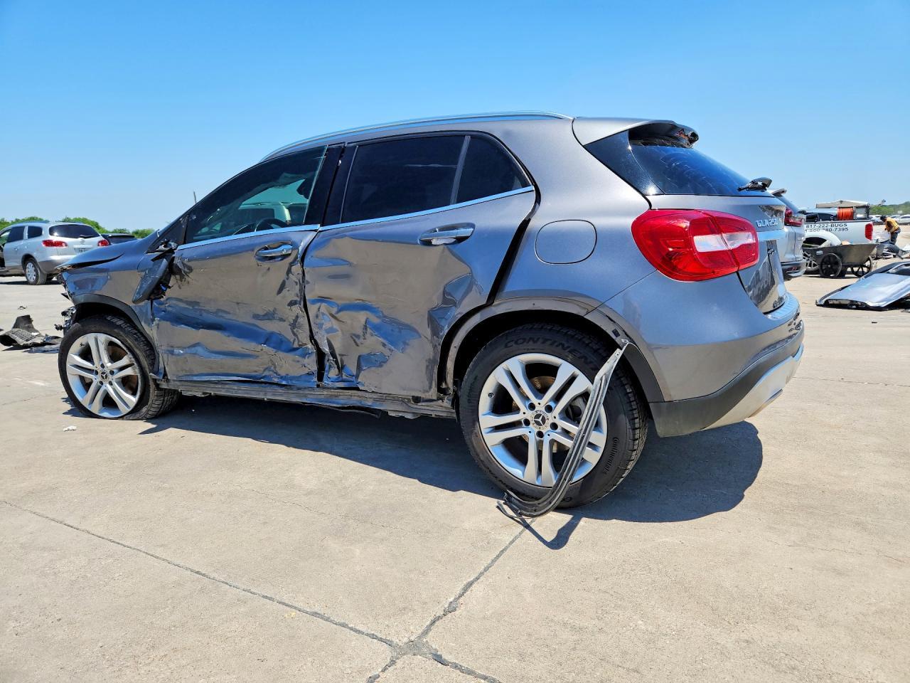 2019 Mercedes-Benz Gla 250 4Matic - Image 2