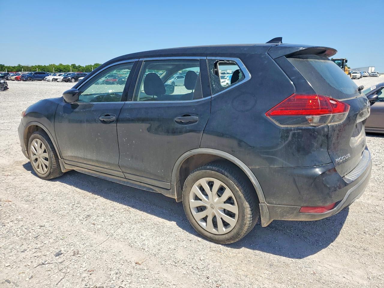 2017 Nissan Rogue S - Фото 2