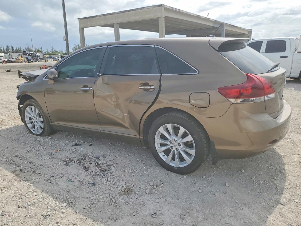 2013 Toyota Venza Xle - Фото 2