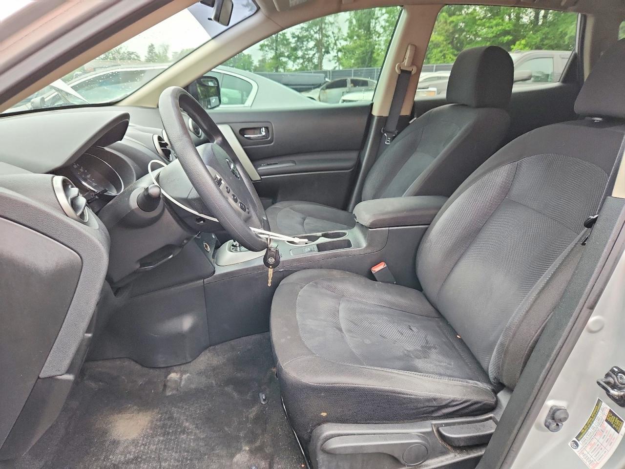 2015 Nissan Rogue Select S - Image 7