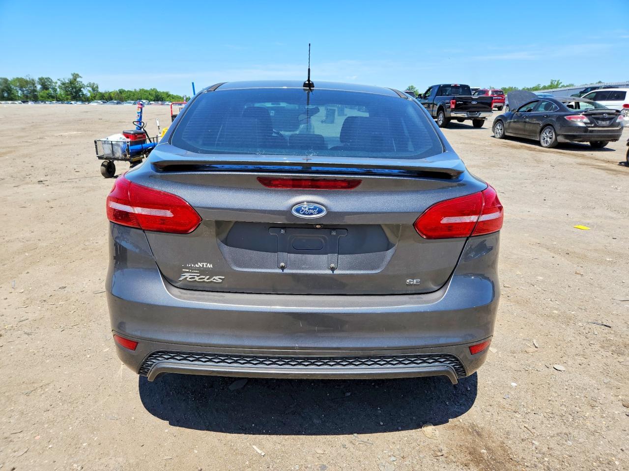 2015 Ford Focus Se - Фото 6