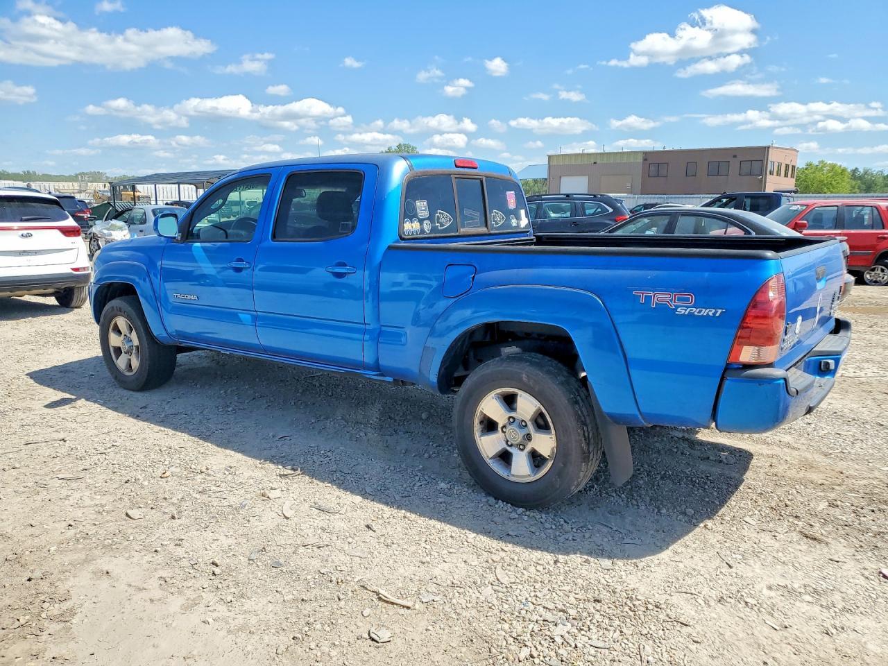 2005 Toyota Tacoma Double Cab Prerunner Long Bed - Фото 2