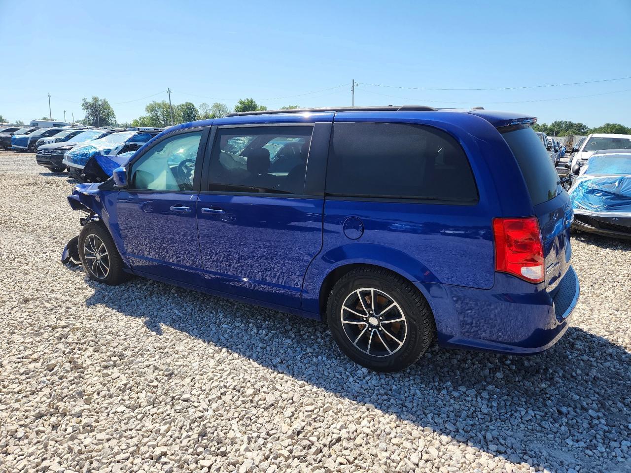 2019 Dodge Grand Caravan Gt - Фото 2